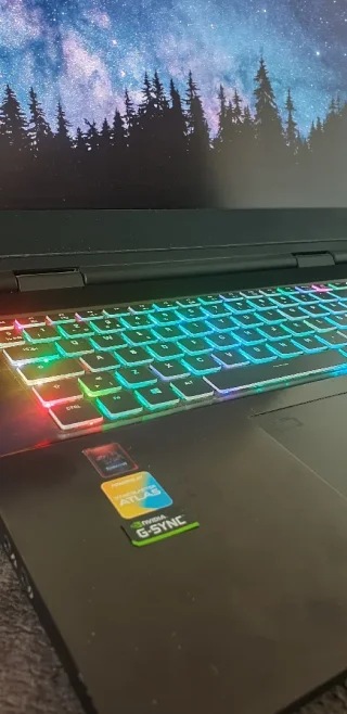 XMG ULTRA 17 Gaming — i9 + RTX 2080 SUPER XMG ULTRA 17 3