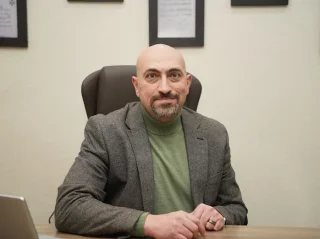 عيادة الدكتور محمد الخاروف استشاري الجراحة العامة وجراحة المنظار والسمنة