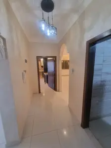 من المالك شقة طابق ثاني مساحة ١٧٧  عمان البيادر اول ابو السوس خلف مسجد حسين خواج 8