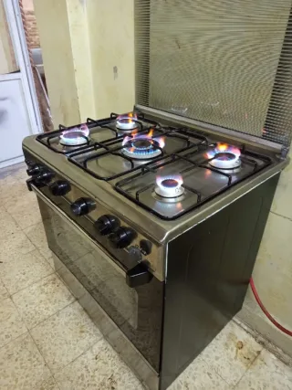 غاز رقم136 فرن غاز خمس عيون ستانلس ستيل نوع ناشونال فخم ⚡قياس 80 سم 🔛نار زرقاء ق