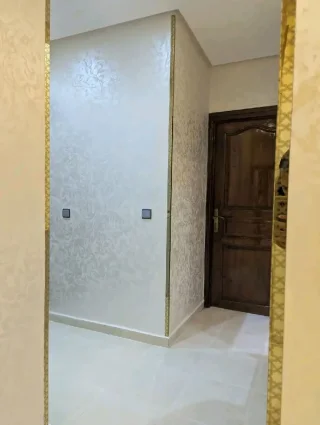 ديكورات داخليه ومعالجة الرطوبه داخلي خارجي عزل اسطح صيانة أسقف واقعه 0792556398 7
