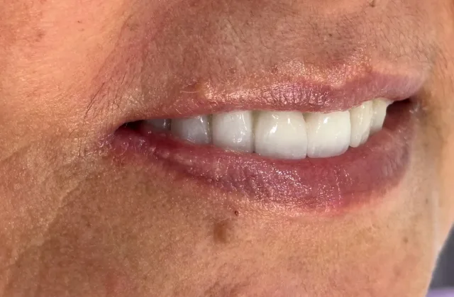 oval dental clinic 6