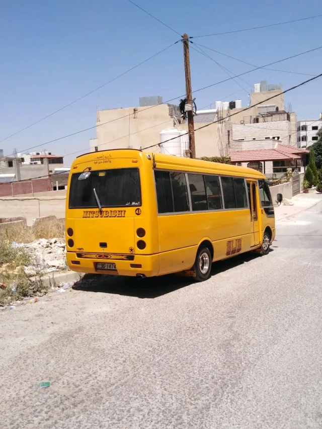 باصات للرحلات والمناسبات