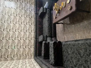 طقم كنب اسفنج مضغوط مستعمل للبيع ع حالته 3