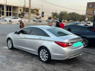 Hyundai sonata 2012 3