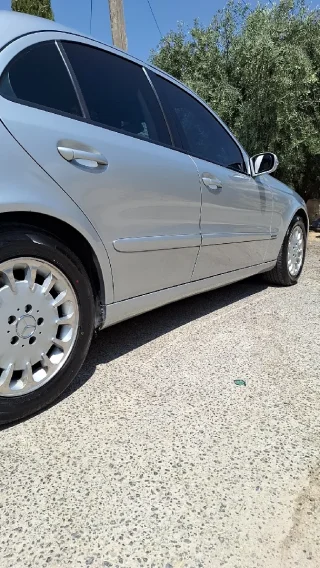 مرسيدس بحال الوكالة للبيع 4