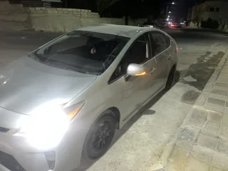 تويوتا بريوس فحص كامل للبيع او البدل على سيارة سعرها لا يتعدى 3000  والباقي كاش 2