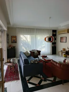 تنجيد و خياطة وتركيب جميع انواع الستائر 4