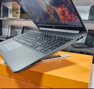 لابتوب اتش بي كور اي 7 جيل 11 2