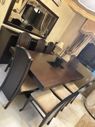 طاولة سفرة كبيرة + طاولة طعام صغيرة 9