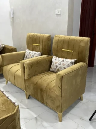 بسم الله ماشاءالله...طقم كنب مودرن 9 مقاعد خشب سويد ولاتيه 🛋️ قماش تركي مخمل سفنج 3