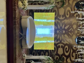 شاشات عرض للمولات و الكافيهات و الفنادق و الشركات و صالات الافراح