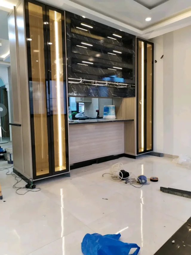 البيت العريق لمطابخ الألمنيوم 8