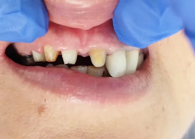 oval dental clinic 4