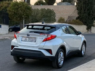 للبيع تويوتا C-HR LE هايبرد 2023 — سعر لقطة30 ألف كم فقط | مواصفات خليجية 6