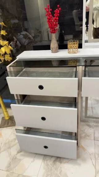 غرفة نوم ماستر modern 🛌✨ 📌فل لاتيه 18 و زان 🪵📌عمق 60_سم 👌📌لون مميز 🩶✨📌سكك هايدرو 12