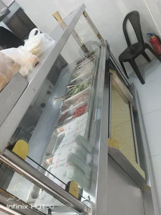 عدة مطعم للبيع 3