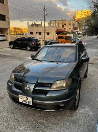 متسوبيشي اوتلاندر 2003