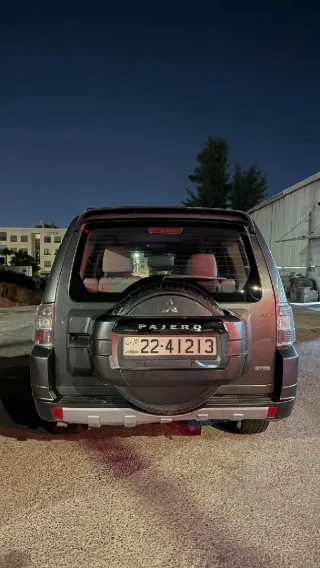 متسوبيشي باجيرو 7