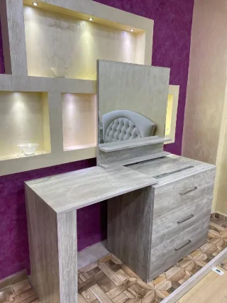 غرفه نوم شباب تفصيل 👌خشب لاتيه ١٨ ماركة الدب بحاله ممتازه استعمال بسيط تختين + و 3