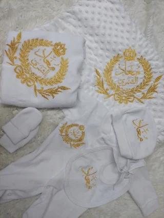 👶✨ الدلال والراحة لطفلك في طقم واحد متكامل! ✨👶شاهدي الصور وتخيلي طفلك محاطاً بنعو 8