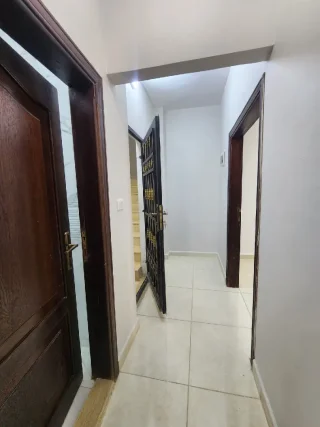 السلام عليكم ورحمه الله وبركاته ✋شقه للايجار في اربد 👍زبدا شرق المركز الغربي 👍من 14
