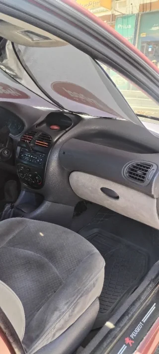 بيجو 206 موديل 2004 12