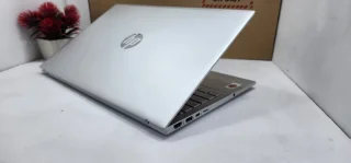 Laptop HP PAVILLION 6