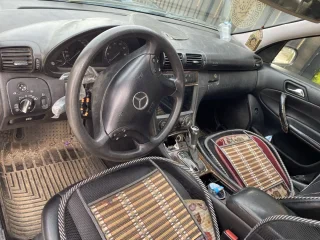 C200 للبيع 12