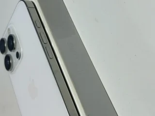iPhone 16 Pro 512GB ايفون ١٦ برو بسعة ٥١٢ جيجابايت Like new 4