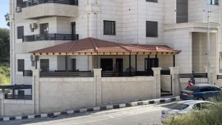 الديرباني لاعمال القرميد والديكورات الخشبية الخارجية