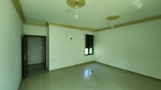 شقة فوق بيت مستقل