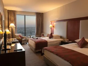 اثاث غرف نوم فندقي٥ نحوم  خشب طبيعي بسعر مغري 4