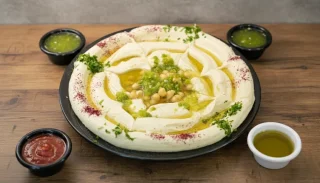 مطعم حمص فول فلافل  قلايات يعمل بشكل جيد للبيع 2