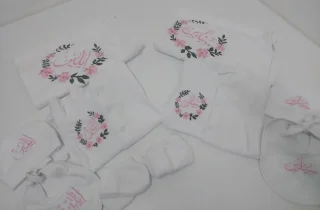 👶✨ الدلال والراحة لطفلك في طقم واحد متكامل! ✨👶شاهدي الصور وتخيلي طفلك محاطاً بنعو 4