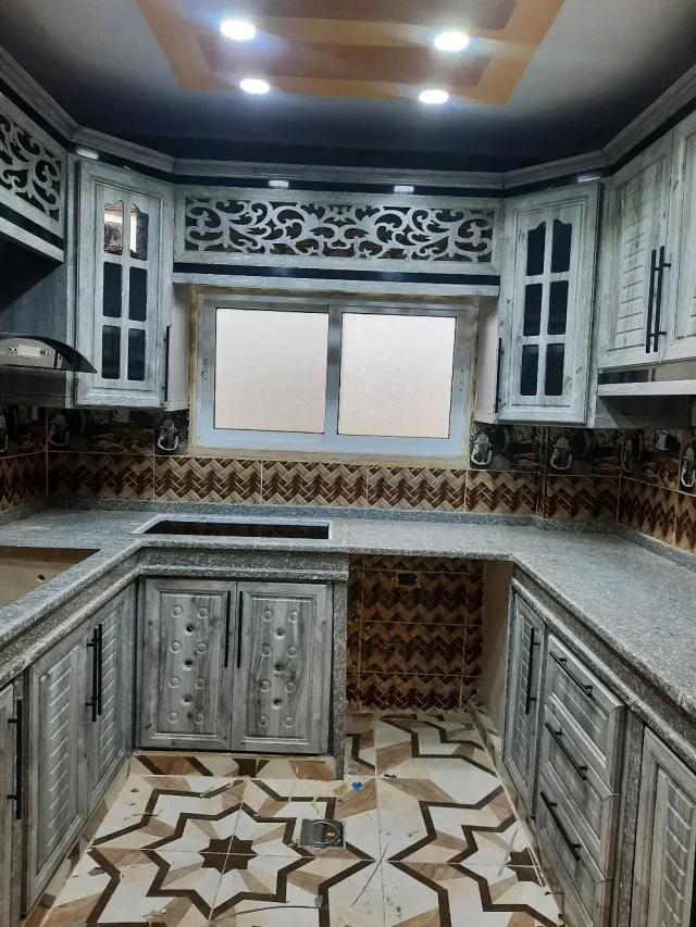 الخبراء لأعمال الألمنيوم 4