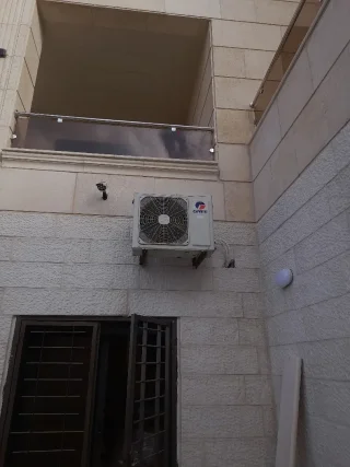 فني صيانه وتركيب اجهزة التكييف والتبريد المنزليه 3