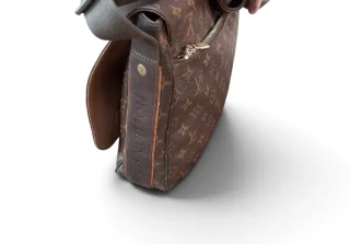 Louis Vuitton Authentic 4