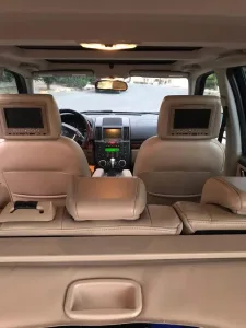 LR2 Landrover 10