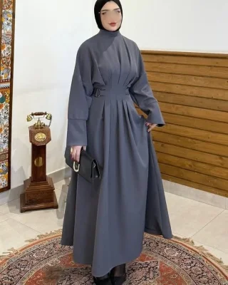فستان باربي السعر 17دينار سايزات 38ل44  من وزن 50ل90كغTE ع ١ /ق ر ش ك توصيل ٣ ال 4