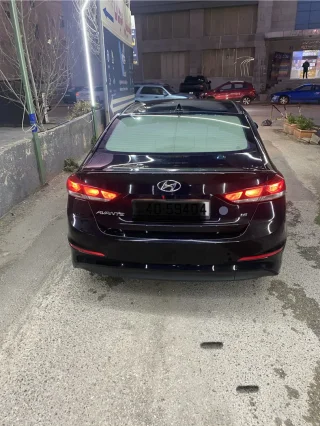 هيونداي AD 2018 2