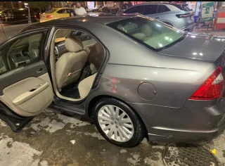 فورد فيوجن هايبرد ٢٠١١ للبيع
