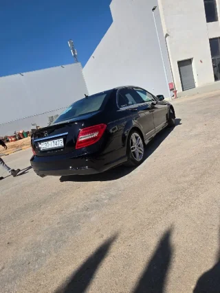 مرسيدس C250 موديل 2012 4