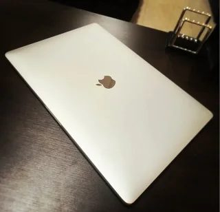 MacBook pro 2017 4