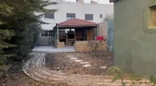 بيت مستقل مكون من ٣ طوابق 3