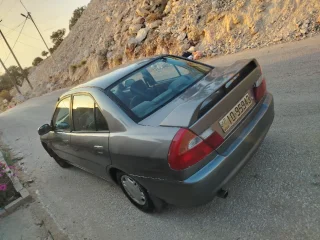 ميتسوبيشي لانسر موديل 2000 4