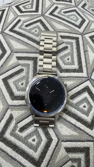 Huawei gt5 smart watch // ساعة هواوي جي تي 5