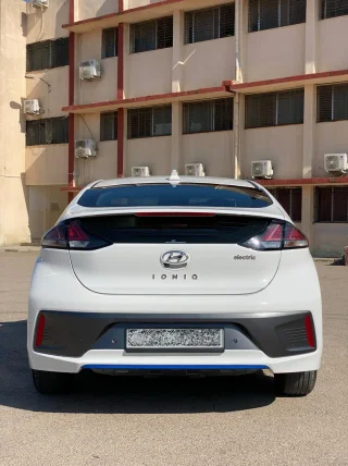 أيونك 2020 كهربائي 100% - استخدام عائلي فقط - ممتاز جداً 7