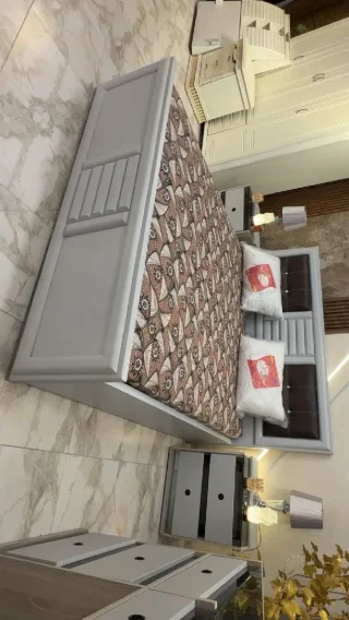 غرفة نوم ماستر modern 🛌✨ 📌فل لاتيه 18 و زان 🪵📌عمق 60_سم 👌📌لون مميز 🩶✨📌سكك هايدرو 3