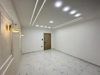 شقة ارضيه ١٦٢ م مع راس ٤٠ م للبيع في البنيات / جانب مدارس ادحصاد التربوي 5